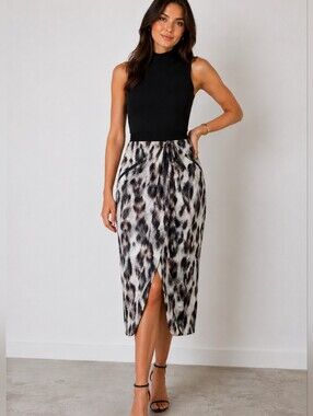 NWOT Rachel Roy Wrap leopard print classy Skirt